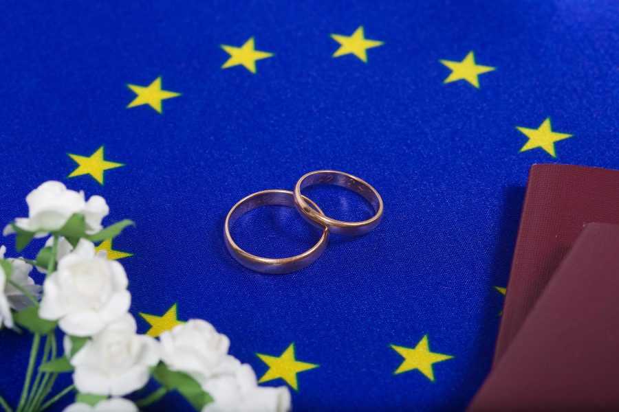 Гражданство ЕС через брак
