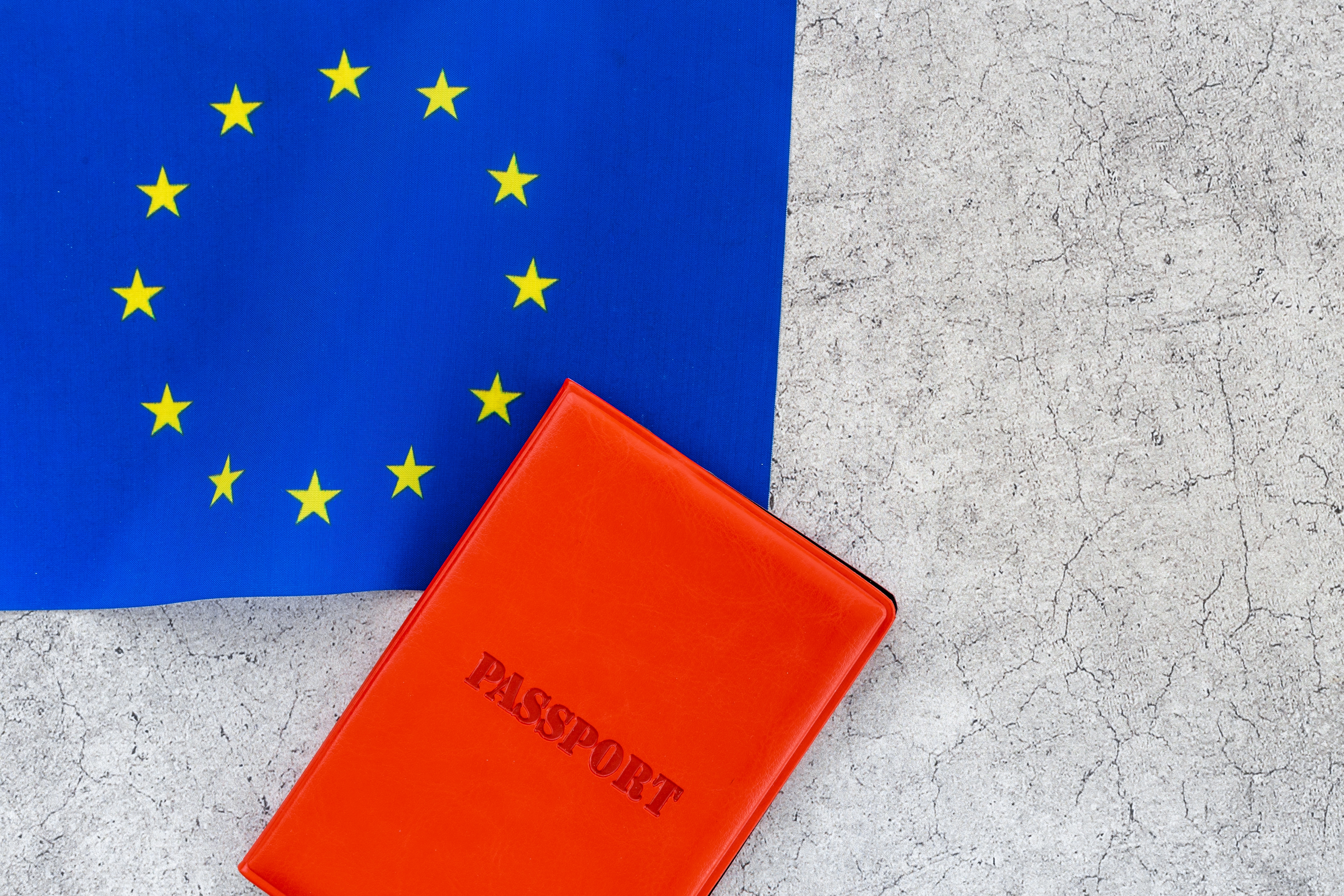Гражданство ЕС для ребенка: как оформить паспорт Евросоюза своим детям