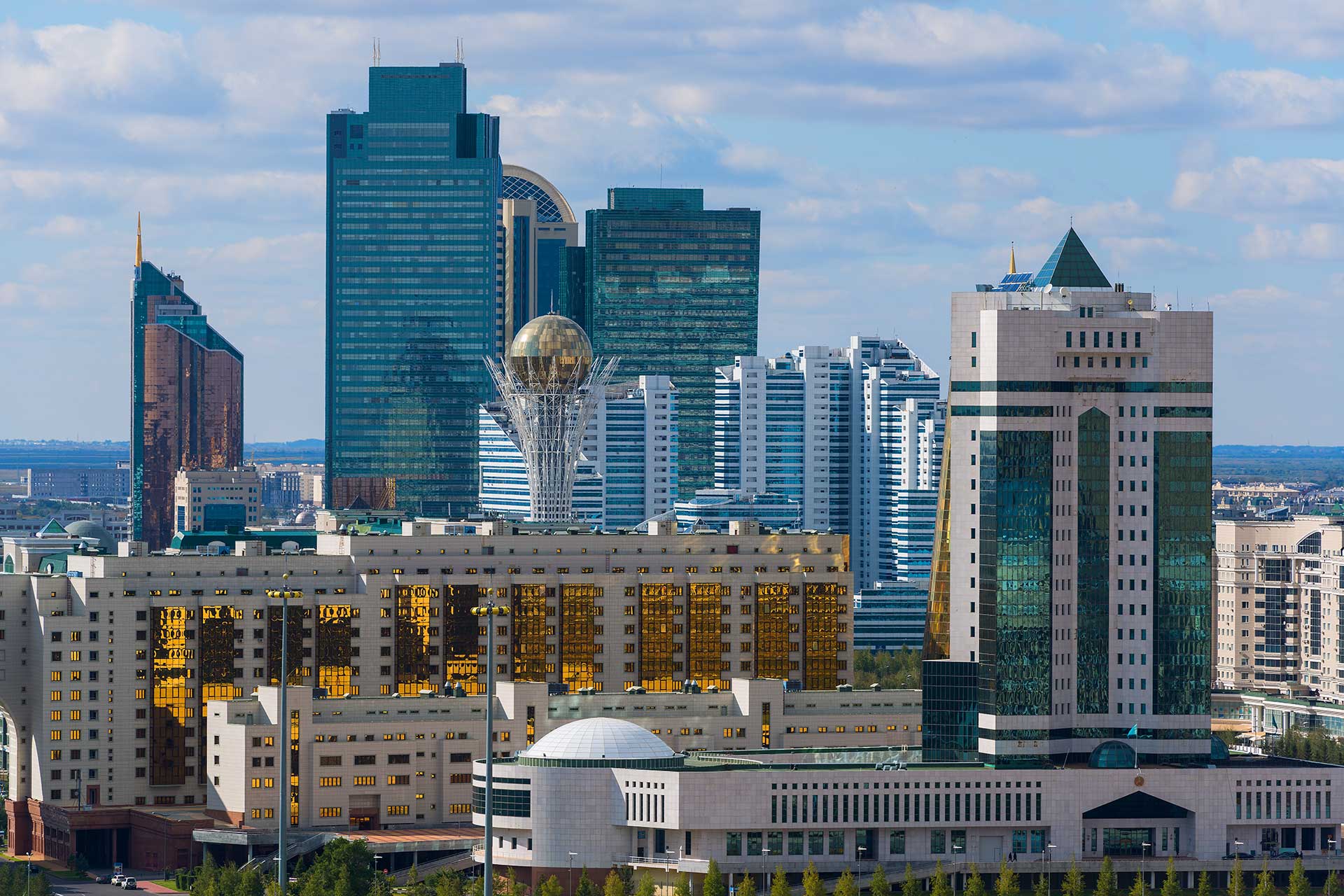 Получение ВНЖ Казахстана