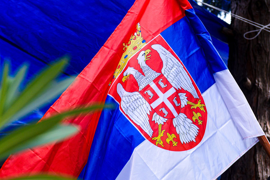 Национальный флаг Сербии
